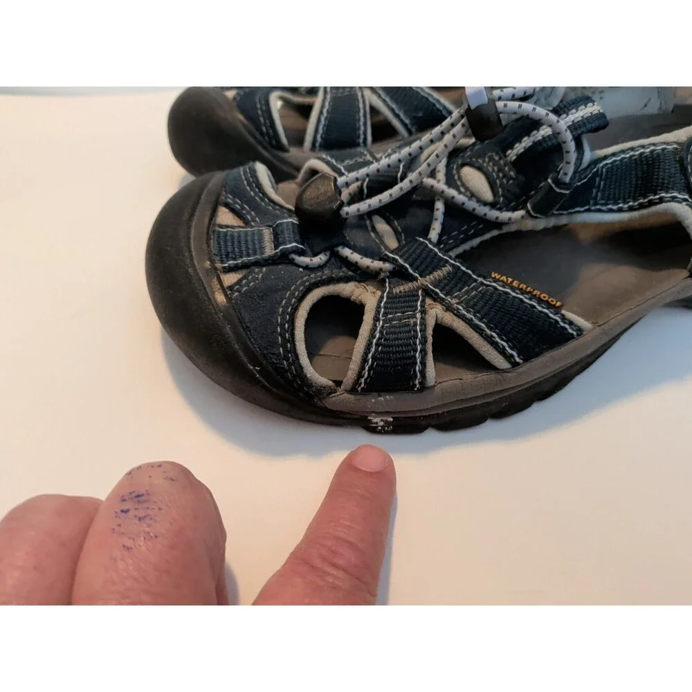 Keen Sandals Mens Size 7 Hiking Fishing Blue Comfort Low Top